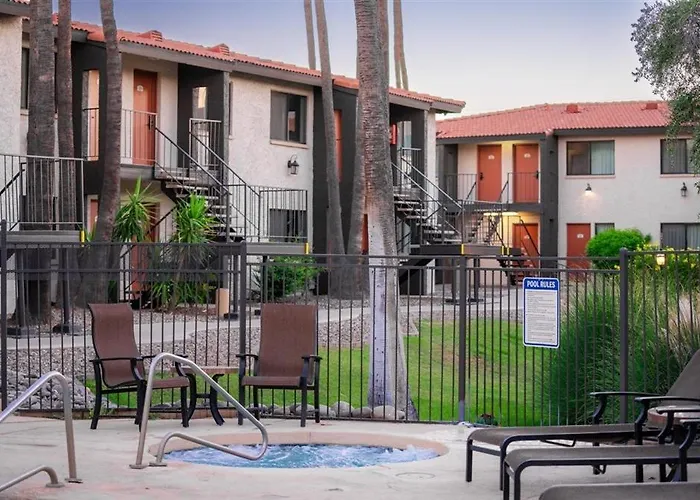 238- Fully Furnished, Wifi Included